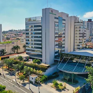 4* מלון Wyndham Garden Convention Nortel